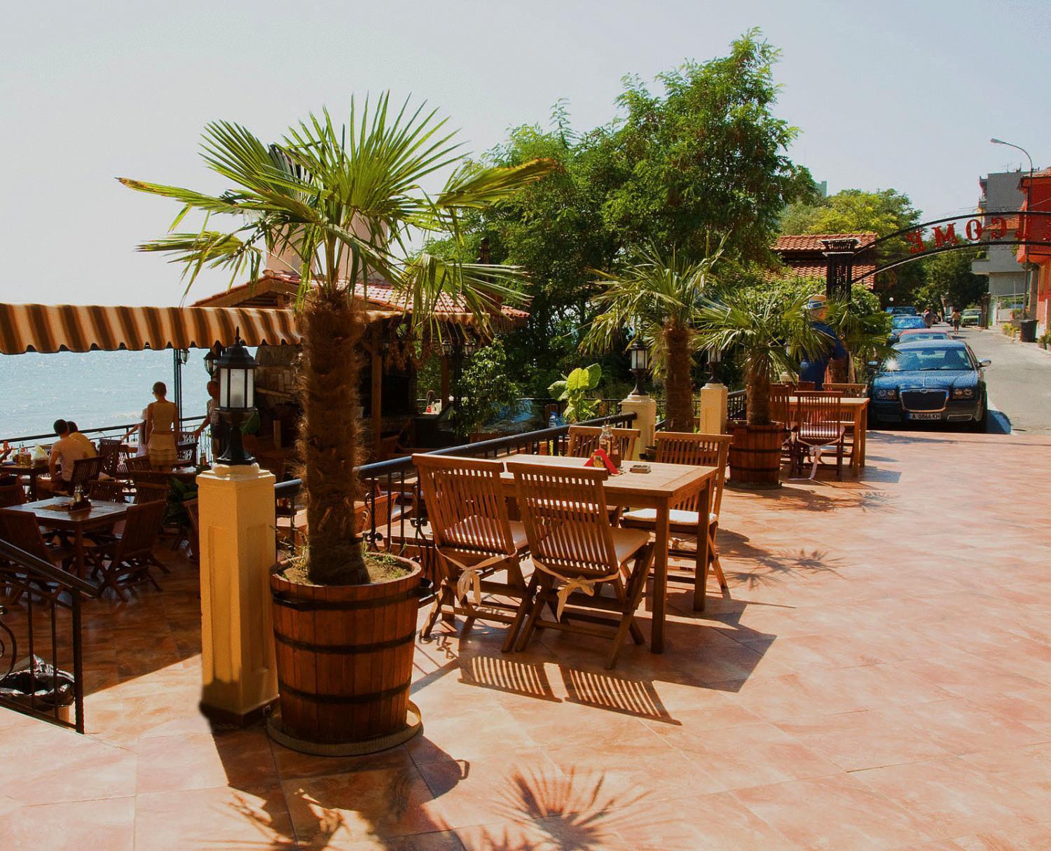 At The American'S Hotel Pomorie Exterior foto